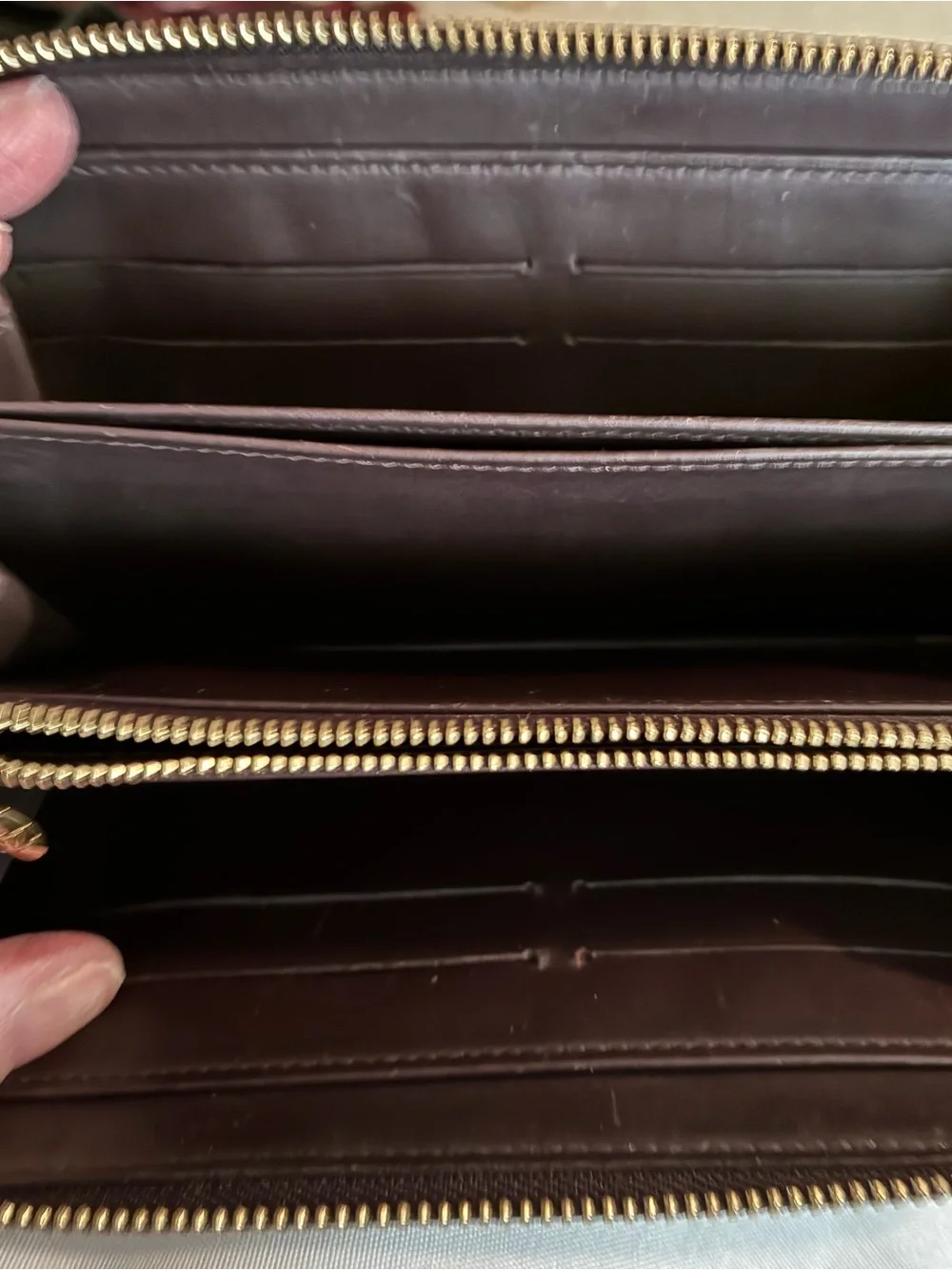 Louis Vuitton Vernis Patent Leather Zip Wallet